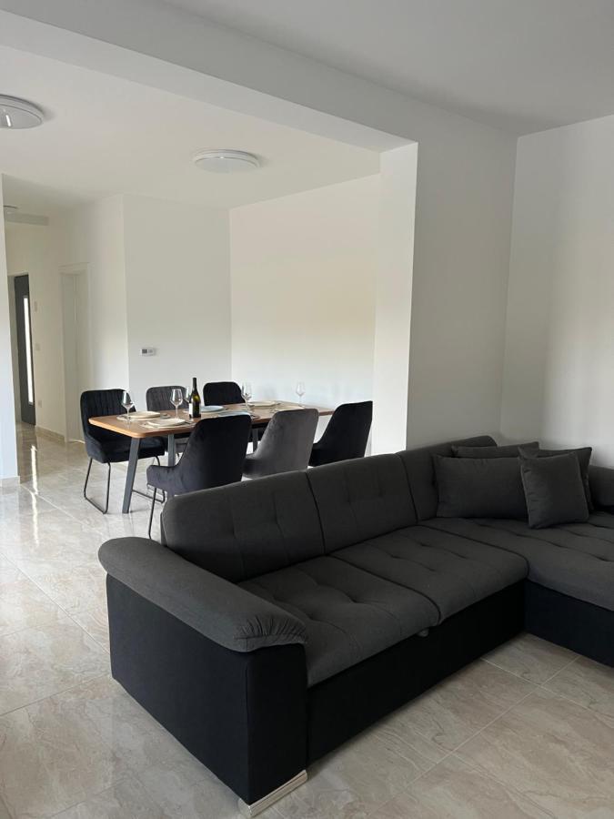 Modern Home Ula Brtonigla Ngoại thất bức ảnh