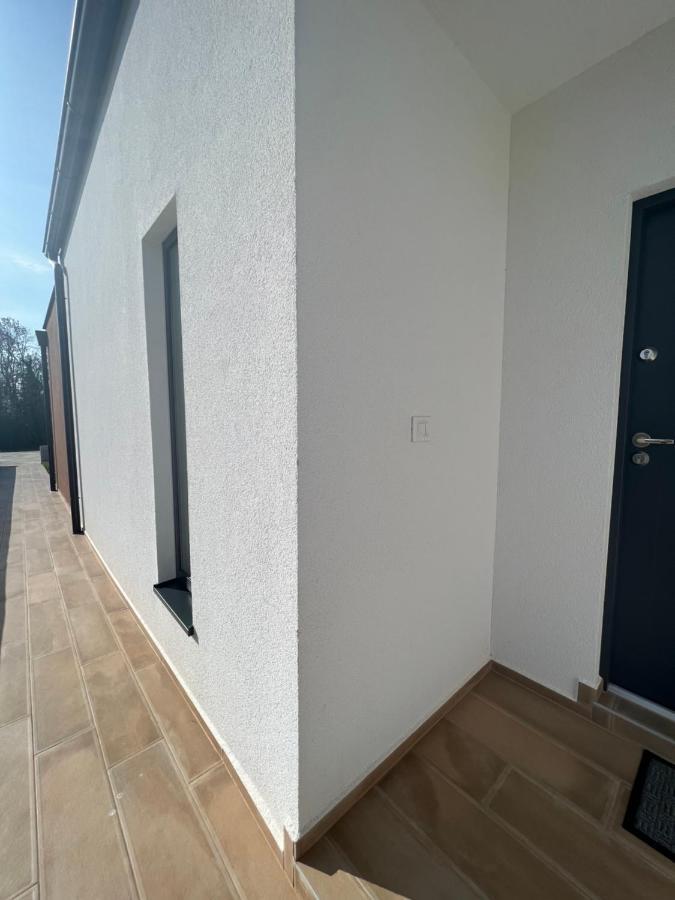 Modern Home Ula Brtonigla Ngoại thất bức ảnh